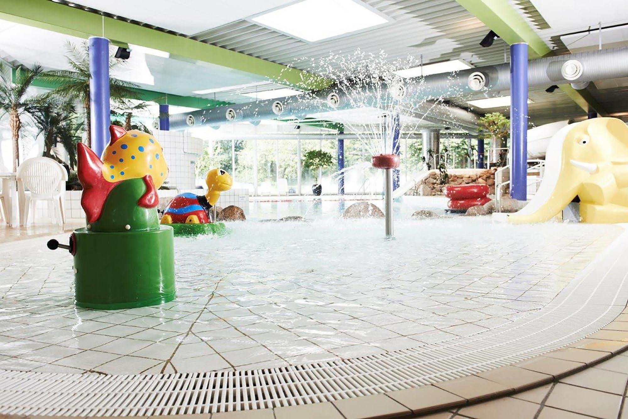 איקסט Hotel Medi מראה חיצוני תמונה